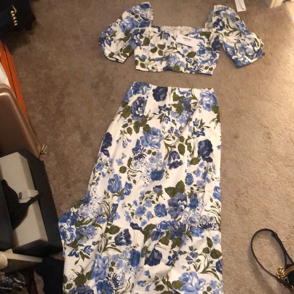 Reformation Lucca 2 piece size 6